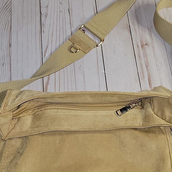 Ah dorned Messenger Crossbody Bag Faux Suede Light Tan  Camel Guitar Strap - Picture 9 of 13